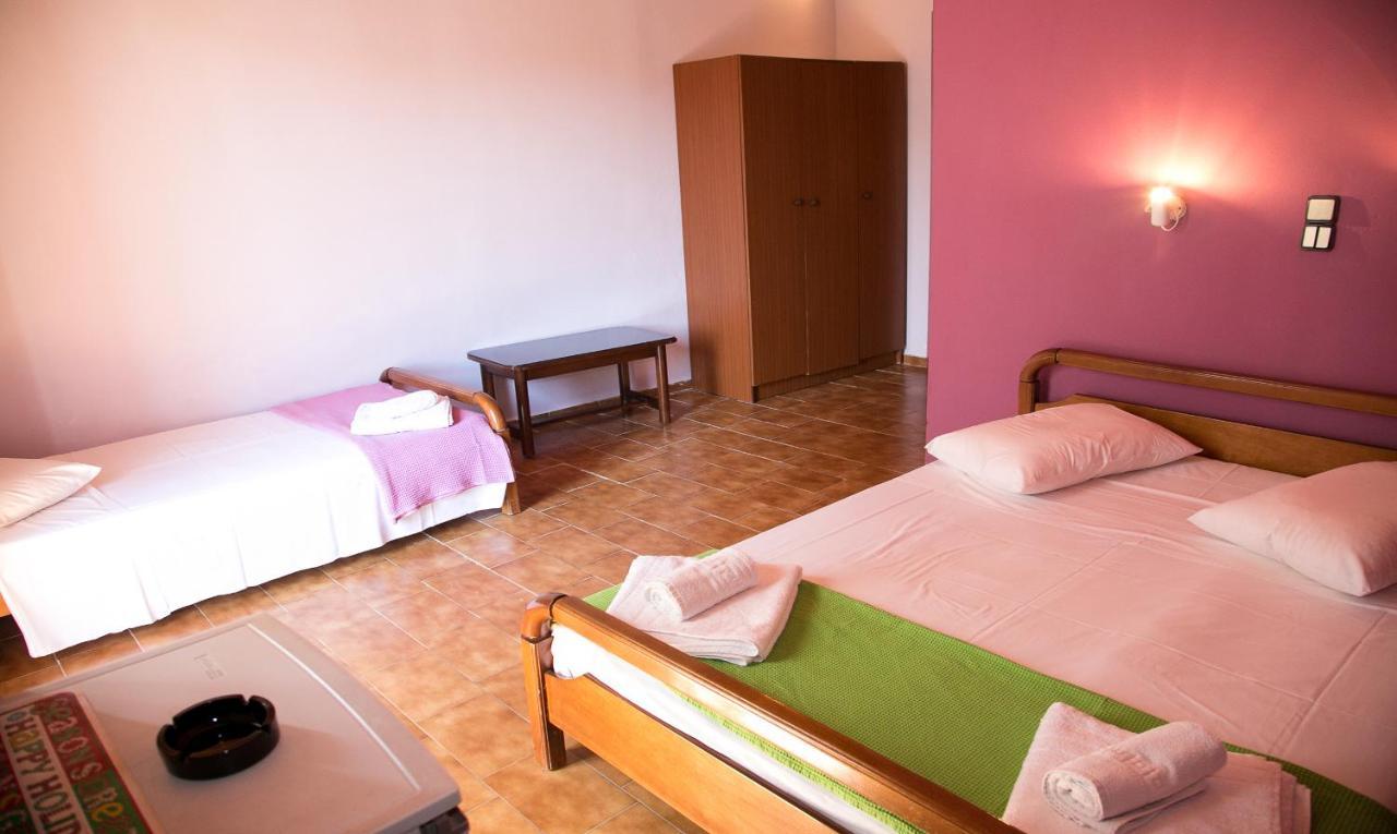 Petania Hotel & Apartments Lixoúri Eksteriør bilde